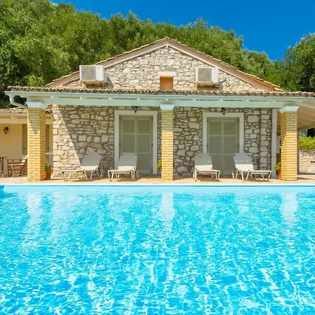 Kefalaki Villa *
